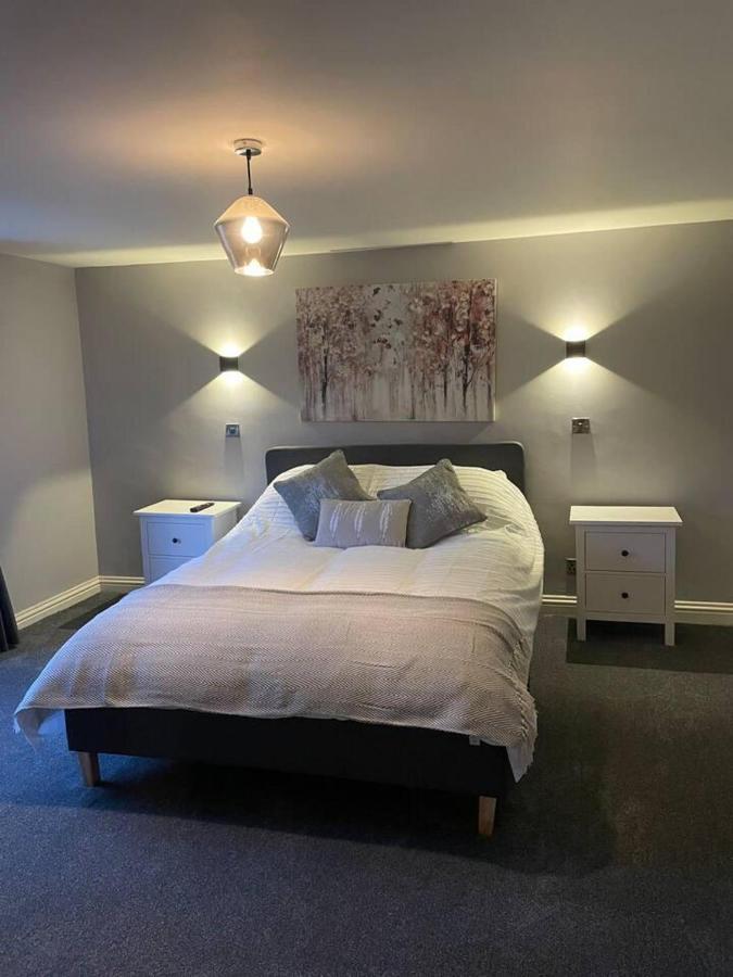 Cosy Apartment Above Village Pub Buxton  Exteriör bild