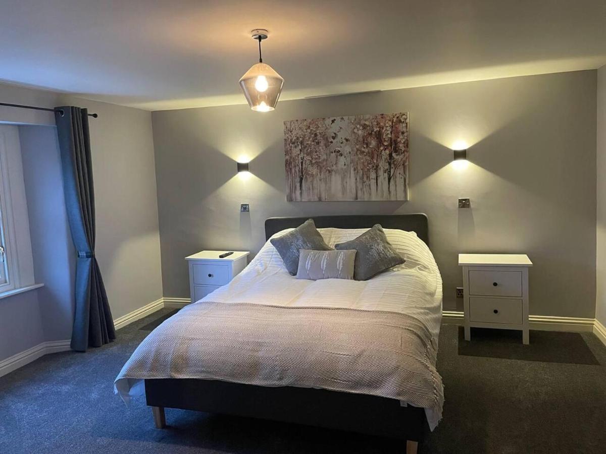 Cosy Apartment Above Village Pub Buxton  Exteriör bild